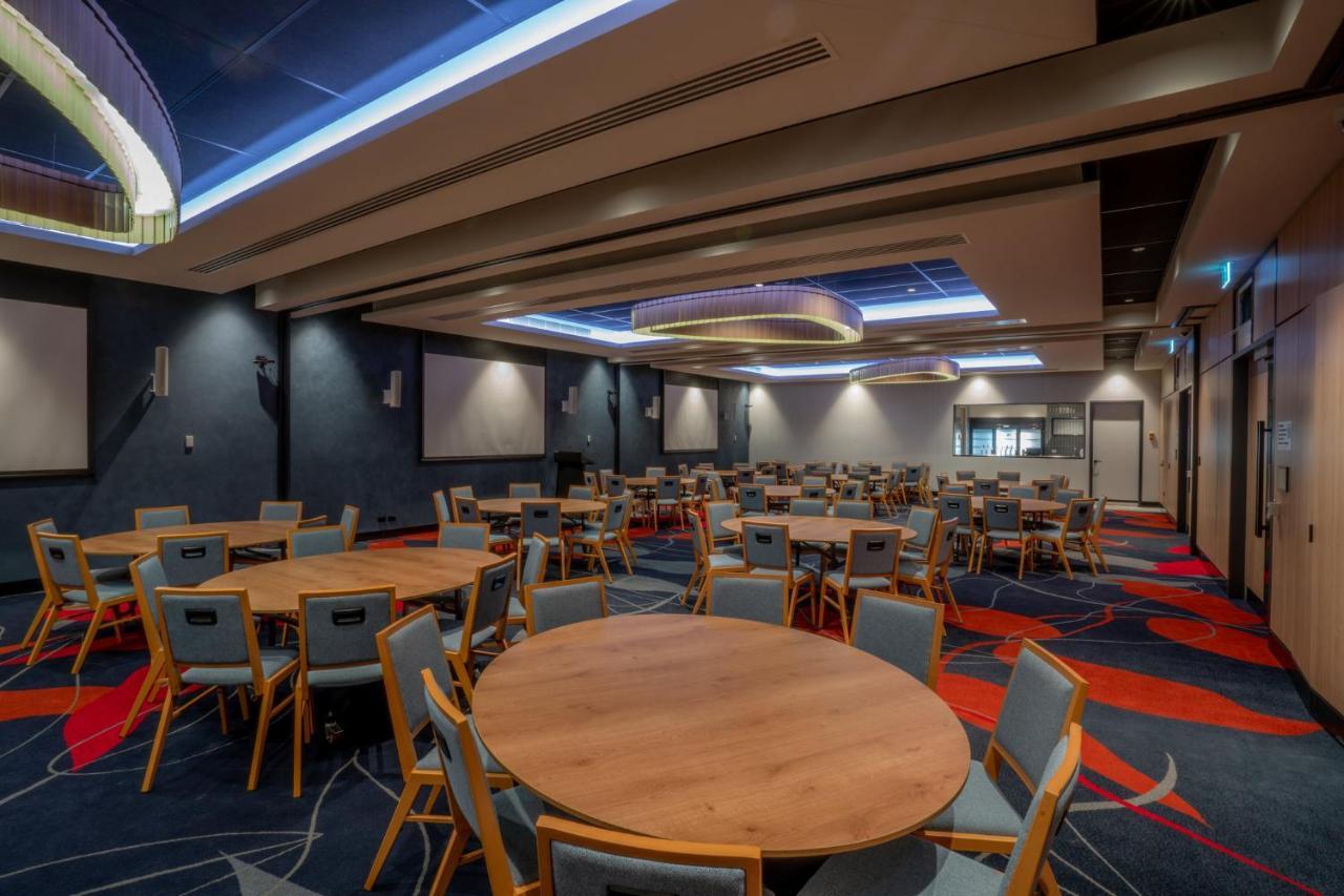 Holiday Inn Sydney St Marys By Ihg Εξωτερικό φωτογραφία