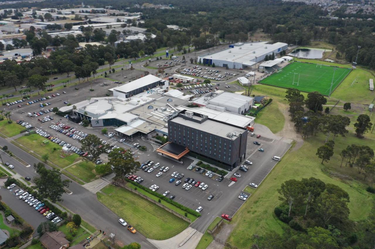 Holiday Inn Sydney St Marys By Ihg Εξωτερικό φωτογραφία